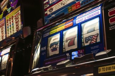 Push Gaming bonus features and payout display on evostoto login